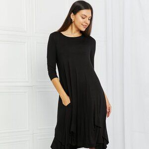 Feel Good Days Women's Round Neck Midi Dress